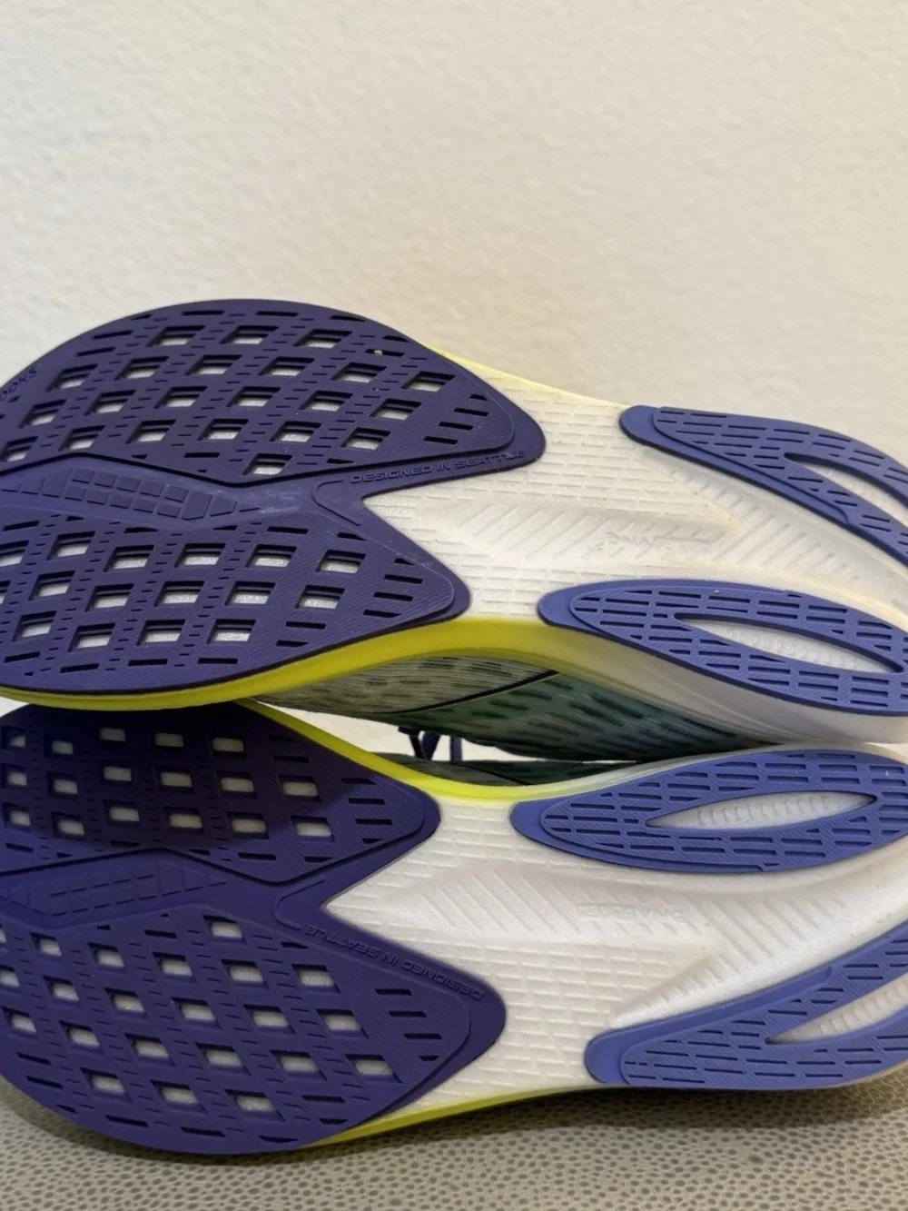 Brooks Hyperion Max Women’s Blue Yellow Running Racing Shoes